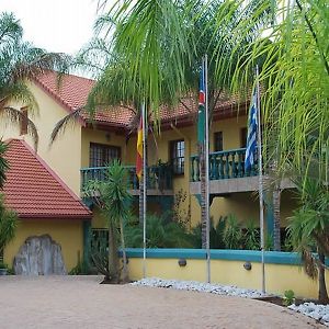 Makalani Hotel